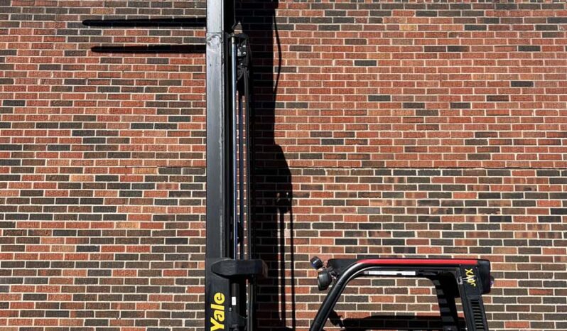 Good Yale 5000lb Lift, Cushion Tires! full