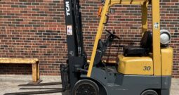 Clean, Compact Cushion