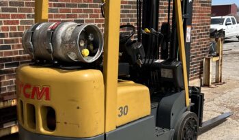 Clean, Compact Cushion full