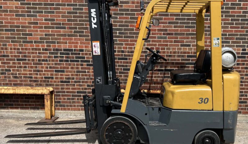 Clean, Compact Cushion