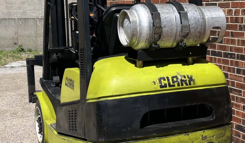 6K Cushion Clark full
