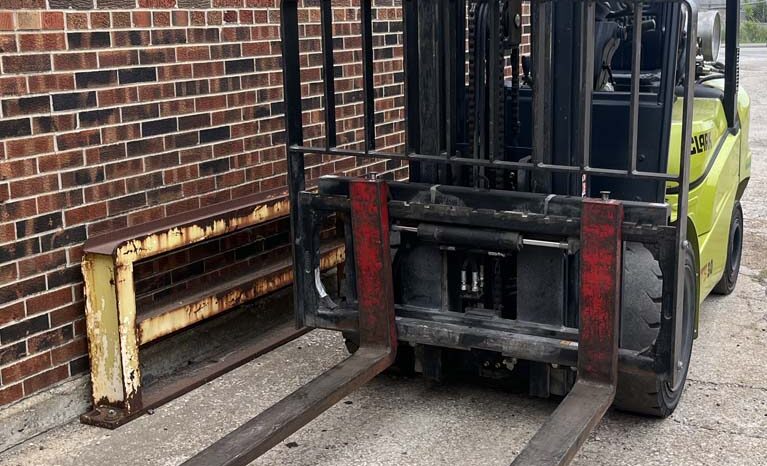 2021 Pneumatic Forklift full