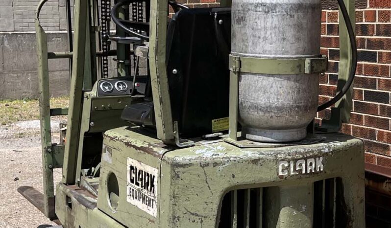 Compact, Clark Cushion full